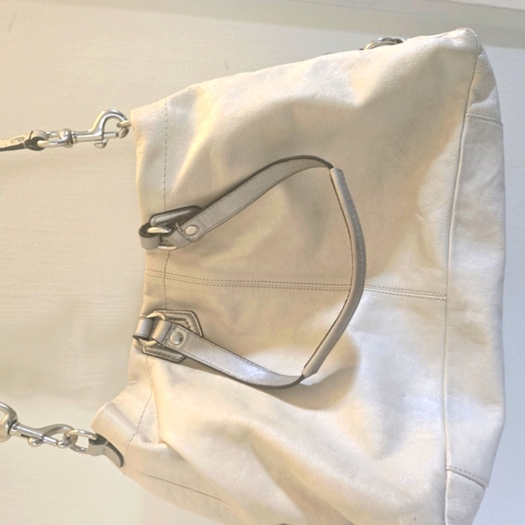 Beautiful Coach Off White And Sillver Leather Satchel With Unbranded Dust Bag - Picture 5 of 16